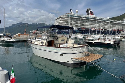 Rental Motorboat Di Luccia Vega 750 Salerno