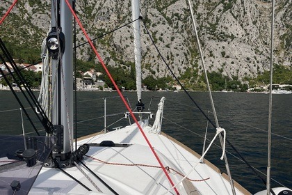 Rental Motorboat Jeanneau Sun Odyssey 389 Bar