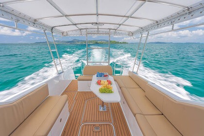Alquiler Lancha Custom Built Twin Engine 140HP Phuket