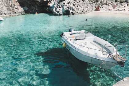 Charter Motorboat Aqua marine 550 Zakynthos