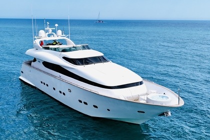 Location Yacht Maiora 26DP Marbella