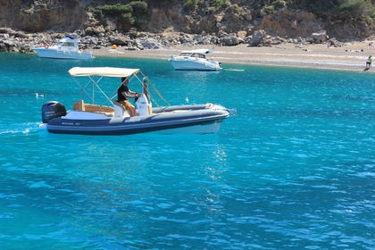 Miete Motorboot Salpa SOLEIL 18 Can Picafort