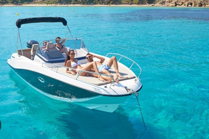 Noleggio Barca a motore Quicksilver Activ 605 sundeck Marsiglia