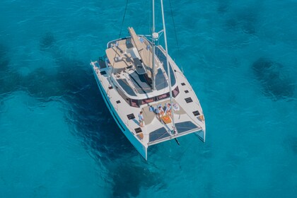 Verhuur Catamaran Fountaine Pajot Fountaine Pajot FP 44 Quatuor - 4 + 2 cab. Trogir