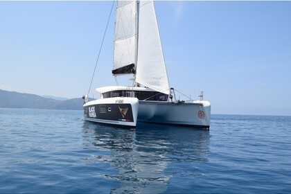 Location Catamaran  Lagoon 42 (4+2) cb WM Porto Rotondo