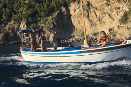 Charter Boat without licence  Aprea Gozzo in legno Positano