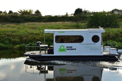 Rental Houseboats A Rollyboot Lübz