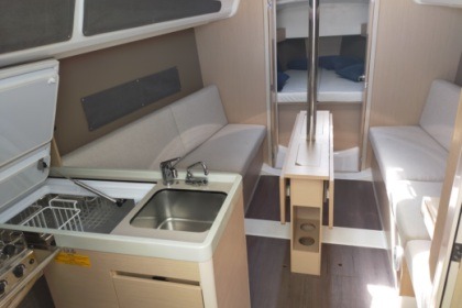 Noleggio Barca a vela Beneteau Oceanis 30.1 Carloforte