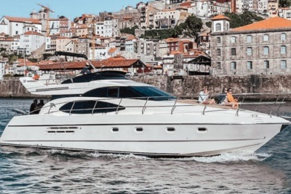 Charter Motorboat Azimut Azimut 50 Porto