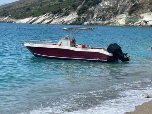 Motorboat Ranieri Evo 25 Plan du bateau