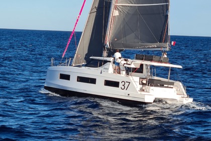 Rental Catamaran AVENTURA 37 Ibiza