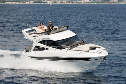 Miete Motorboot Galeon Galeon 340 Fly Konstanz