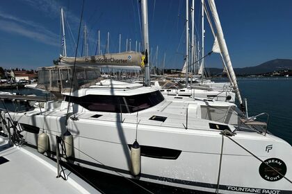 Charter Catamaran Fountaine Pajot Fountaine Pajot Astrea 42 - 4 + 2 cab. Kontokali