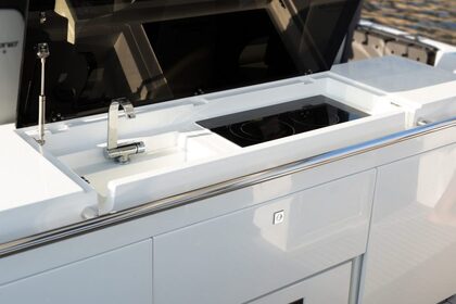 Noleggio Barca a motore De Antonio D36 Porto Badino