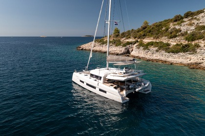 Hire Catamaran  Dufour 48 Catamaran Primošten