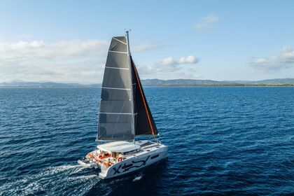 Location Catamaran Beneteau EXCESS 11 Marseille