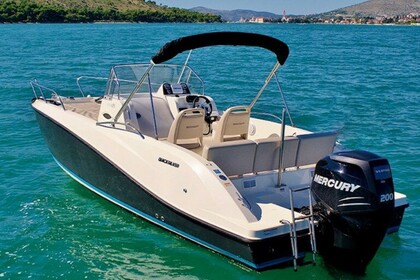 Miete Motorboot Quicksilver Activ 675 Sundeck Lopar Marina