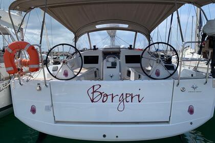 Hire Sailboat  Jeanneau Sun Odyssey 410 Cecina