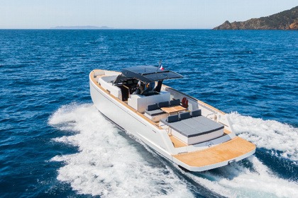 Hire Motor yacht PARDO YACHTS PARDO 43 Grimaud