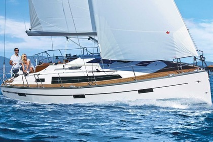 Miete Segelboot BAVARIA CRUISER 37 Lefkada