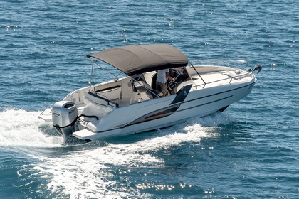 Rental Motorboat Beneteau Flyer 7.7 SpaceDeck Trogir