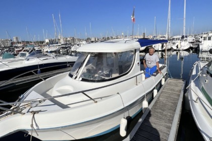 Charter Motorboat Quicksilver Activ 645 Cabin Arcachon