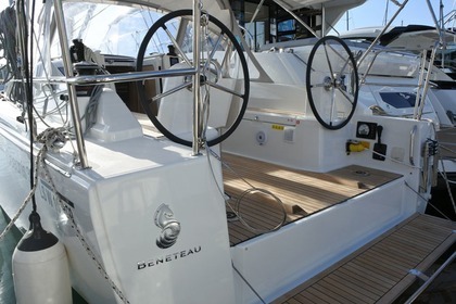 Charter Sailboat Beneteau Oceanis 30.1 Palma de Mallorca