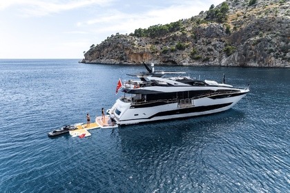 Verhuur Motorjacht Sunseeker Signature 95 Portals Nous