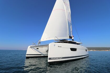 Aluguel Catamarã Fountaine Pajot Fountaine Pajot Astrea 42 - 4 + 2 cab. Kaštel Gomilica