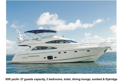 Alquiler Yate Fairline 65 Dubái