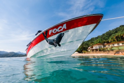 Aluguel Lancha Ventura Marine v230 Ubatuba