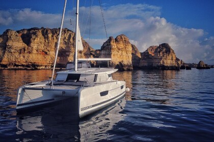 Hire Catamaran Fontaine Pajot Isla 40 Portimão