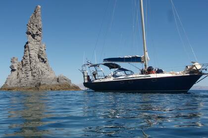 Charter Sailboat Jeanneau Sun Odyssey 41 DS Palaio Faliro