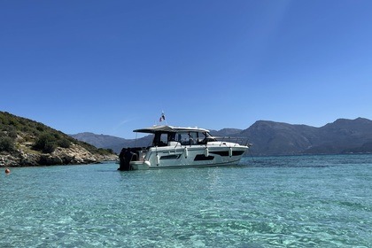 Miete Motorboot Jeanneau MERRY FISHER 1095 Saint-Florent