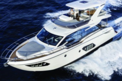 Charter Motorboat Absolute Absolute 52 Fly 2019 Hyères