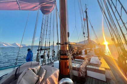 Rental Gulet Chantier Keraudrun Ketch, classé monument historique Tromsø