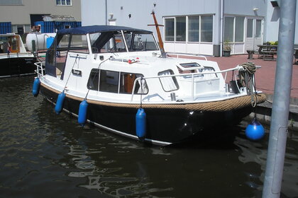 Charter Motorboat Eista Doerak Woudsend