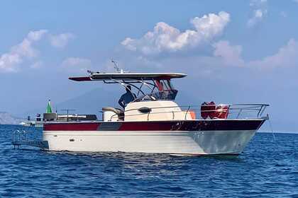 Charter Motorboat CANTIERI TIRRENIA VIVEUR 28 CABIN Naples