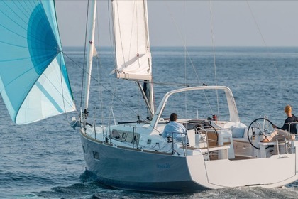 Location Voilier BENETEAU OCEANIS 38 Pianottoli-Caldarello
