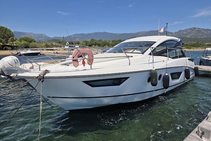 Location Bateau à moteur Beneteau Gran Turismo 40 Porto-Vecchio
