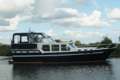 Charter Houseboat Vacance Classic 13.10 Sneek