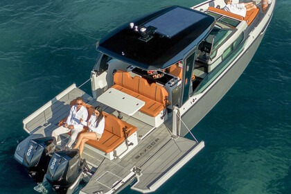 Location Bateau à moteur Saxdor 320 GTO Makarska
