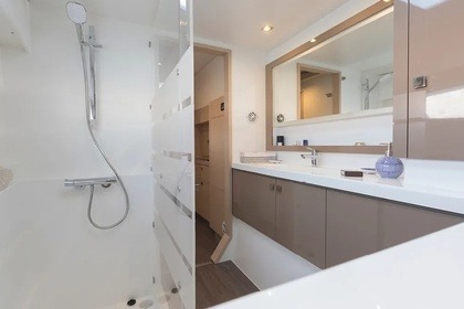 Rental Catamaran  Astréa 42 Laurium