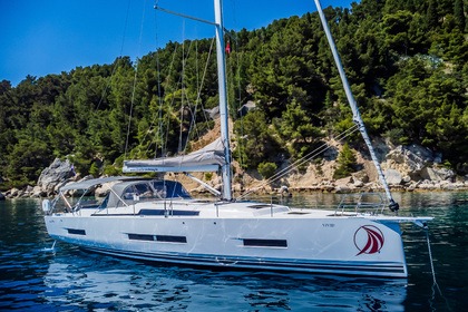 Charter Sailboat Hanse Yachts Hanse 510 - 5 + 1 cab. Kaštel Gomilica