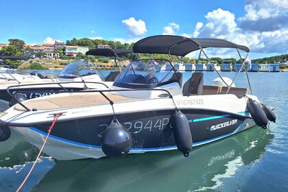 Rental Motorboat Quicksilver Activ 605 Sundeck Pula