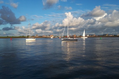 Verhuur Zeilboot Vd Stadt 41 Norman Deck saloon Almere