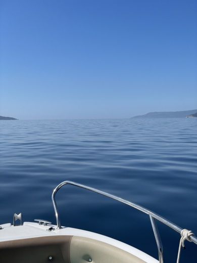 Opatija Motorboat Orizzonti Syros 190 alt tag text