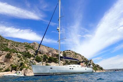 Rental Sailboat BENETEAU OCEANIS 473 Clipper version 4 cabines Marseille