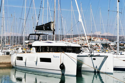 Verhuur Catamaran Lagoon Lagoon 40 Krk