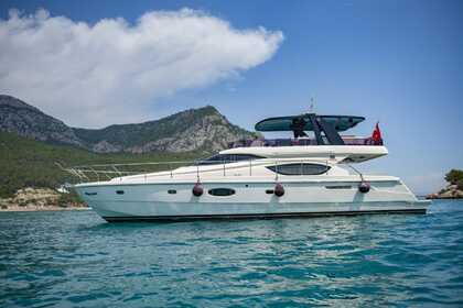 Miete Motorboot Ferretti 550 Antalya